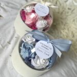 Flower box KOPUŁKA - KWIATY MYDLANE NIEBIESKIE BIAŁE