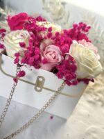 Flower box w torebce kwiaty mydlane- BIAŁO RÓŻOWE